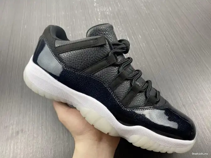 One Kick Retro 72-10 Air AV2187-001 11 Low Jordan 0622